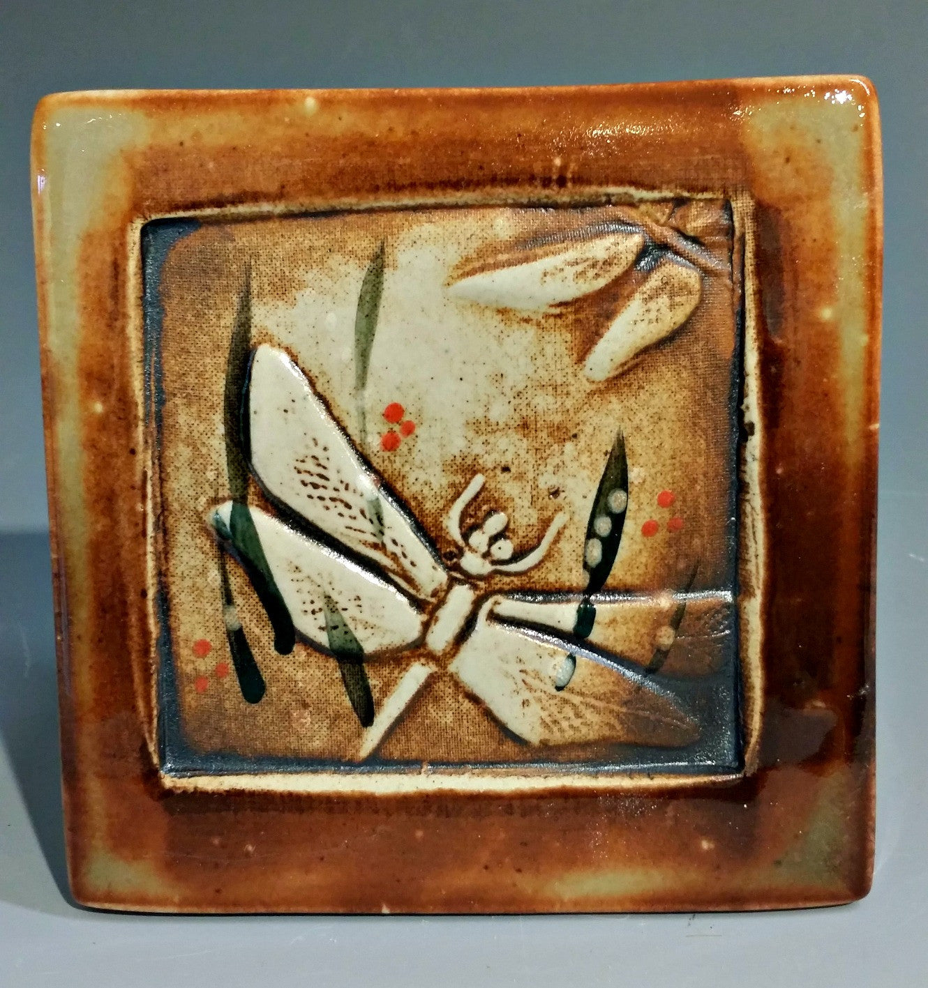 Dragonfly Tile