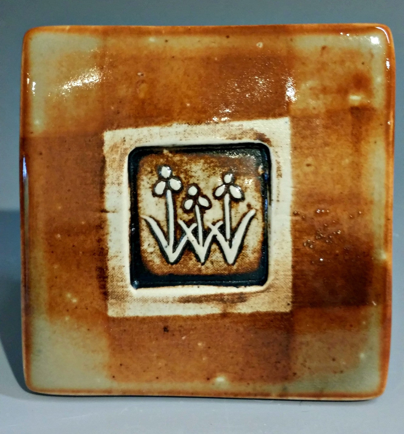 Iris Tile