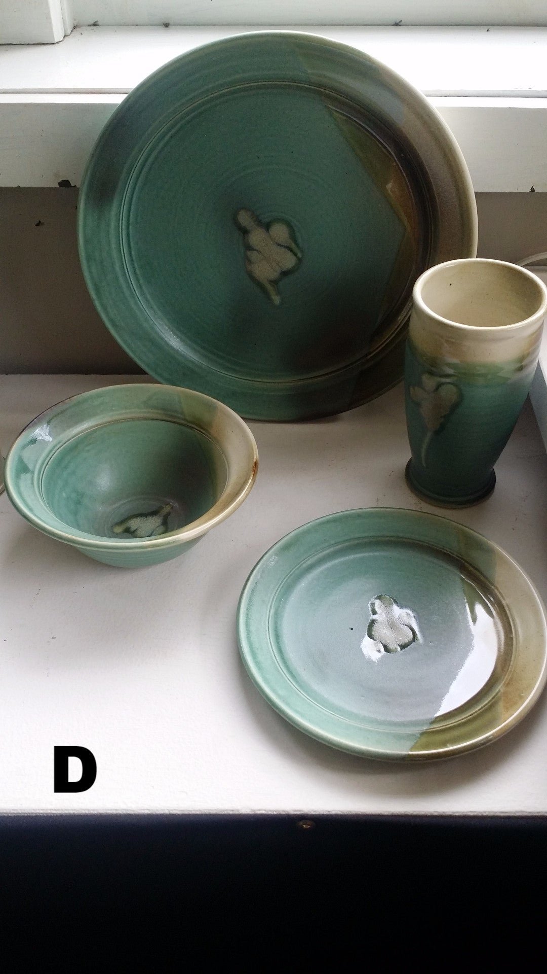 4 Piece Dinnerware Set